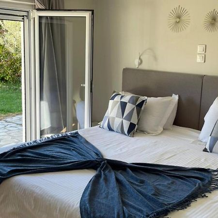 Georgia'S Apartments, Ipsos Corfu Екстер'єр фото