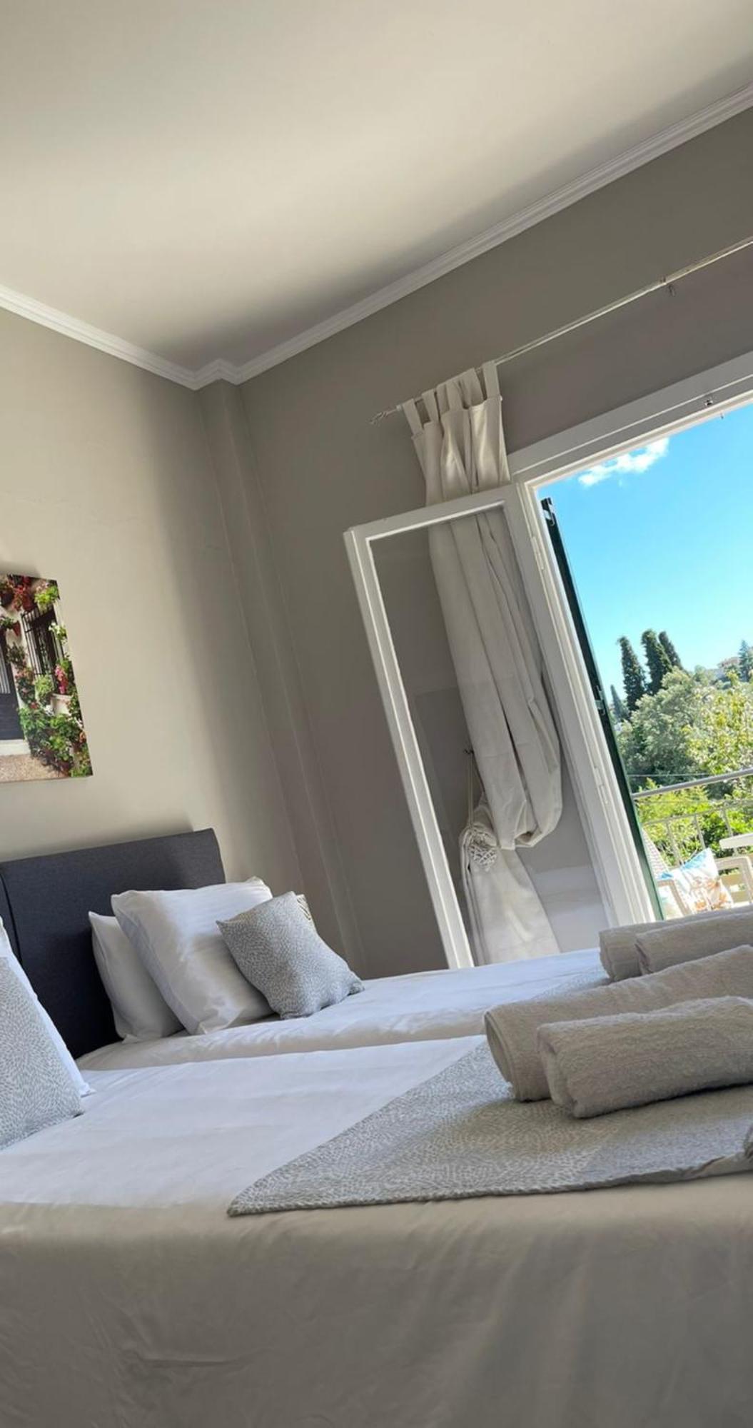 Georgia'S Apartments, Ipsos Corfu Екстер'єр фото