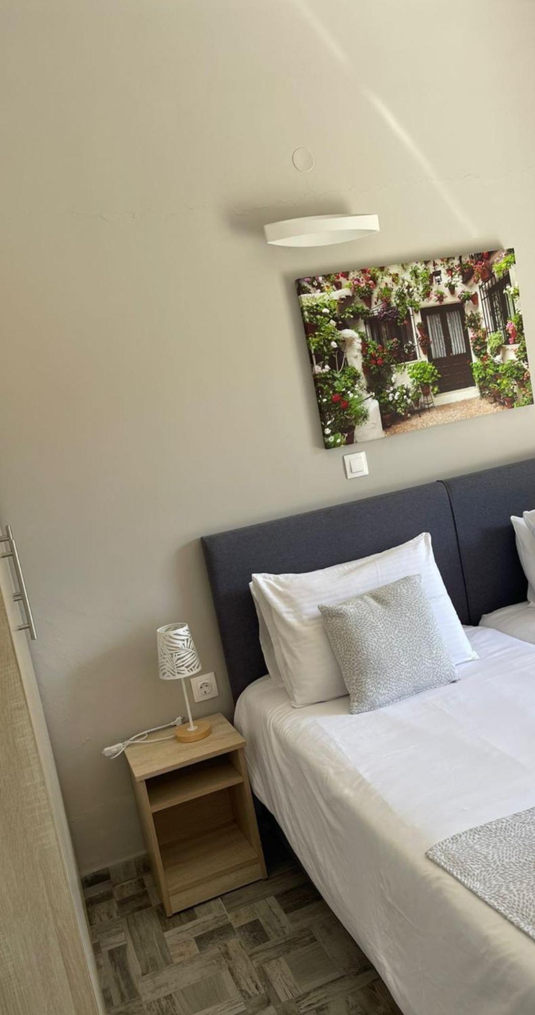Georgia'S Apartments, Ipsos Corfu Екстер'єр фото