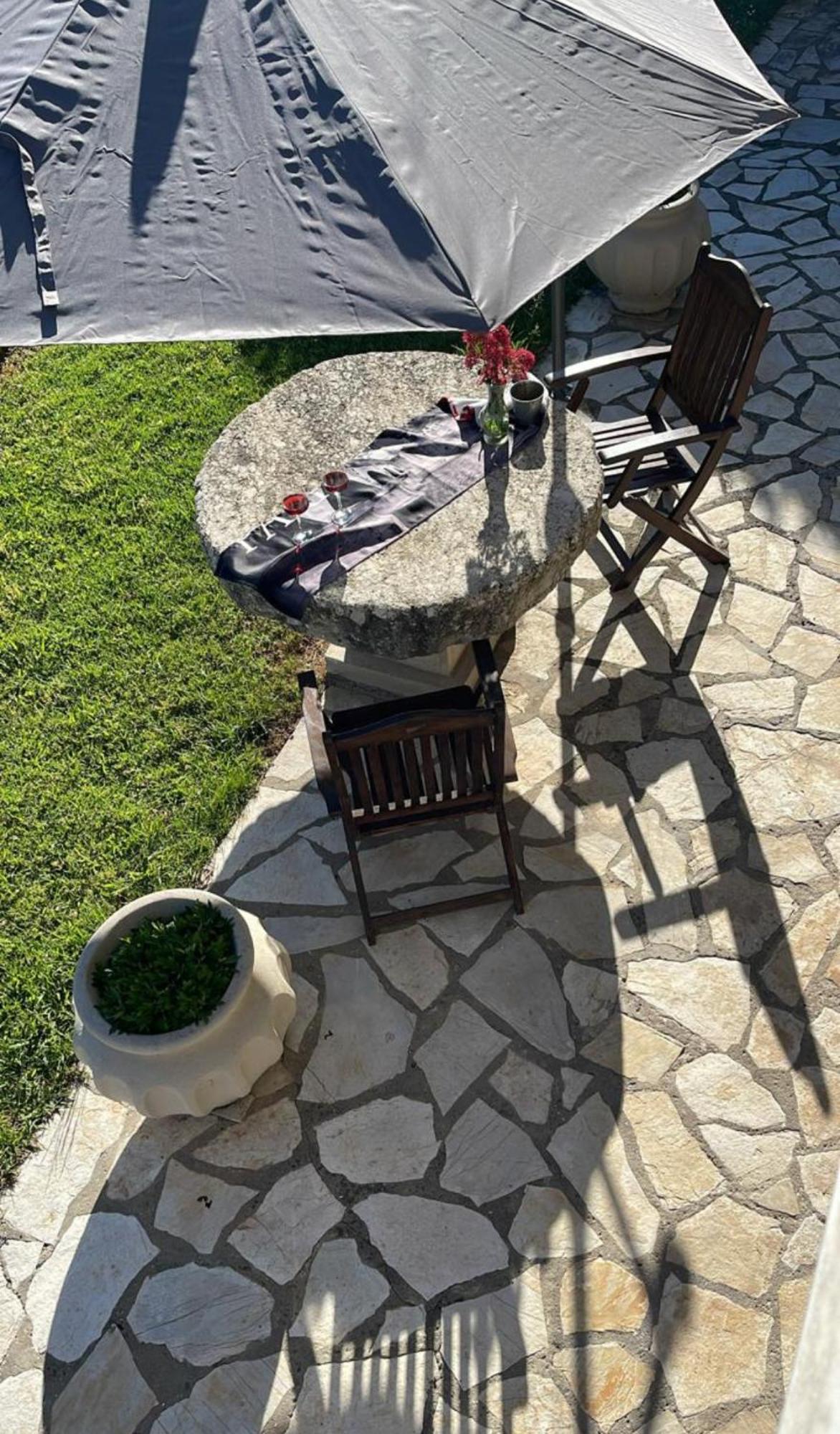 Georgia'S Apartments, Ipsos Corfu Екстер'єр фото